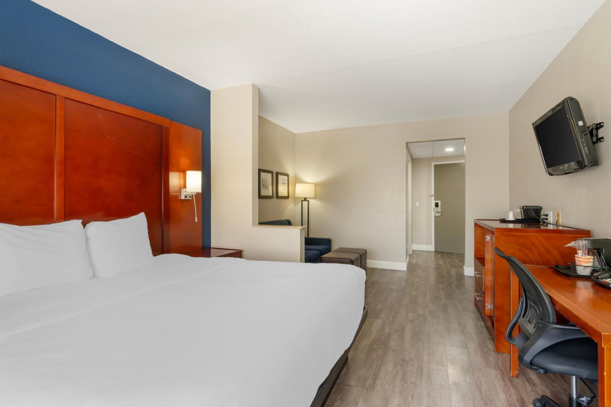 Comfort Suites West Jacksonville Dış mekan fotoğraf