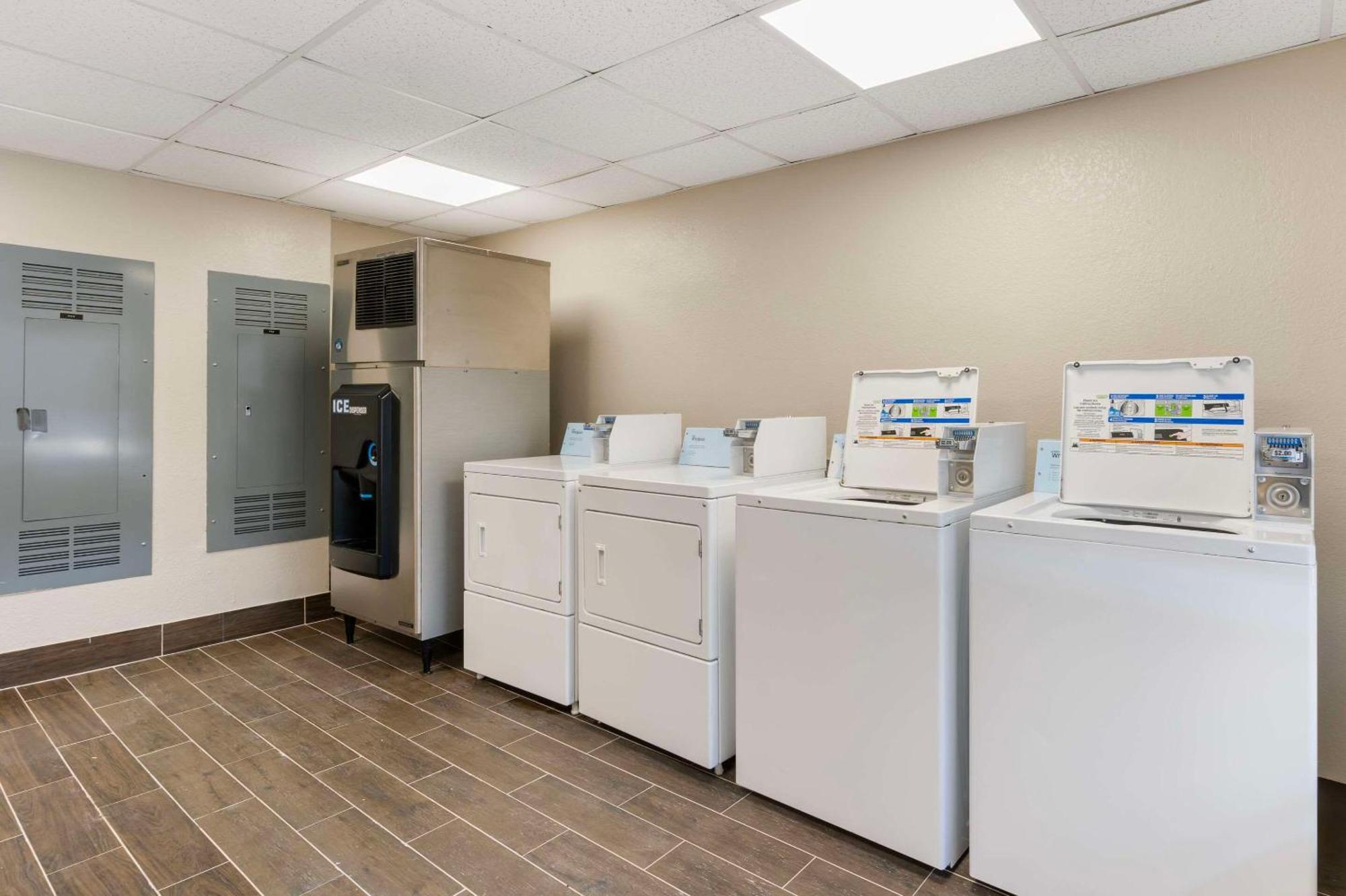 Comfort Suites West Jacksonville Dış mekan fotoğraf