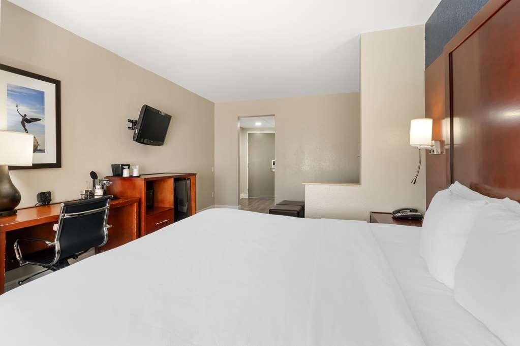 Comfort Suites West Jacksonville Oda fotoğraf